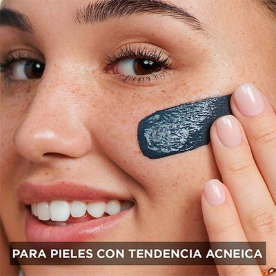 Gel Limpiador y Exfoliante Facial con Carbón 3 en 1