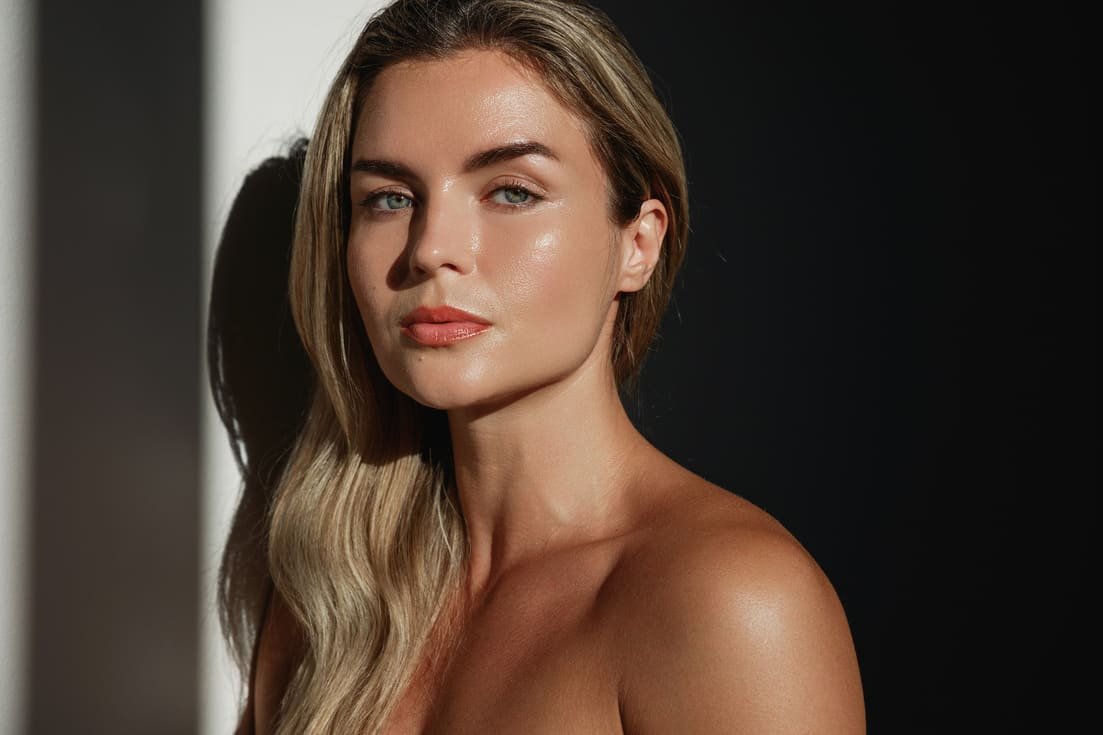 como aclarar el pelo sin decolorante