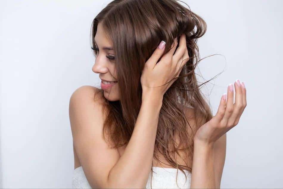 masaje cuero cabelludo