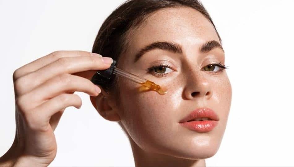 la vitamina c mancha la piel con el sol