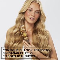 Modelo con el producto