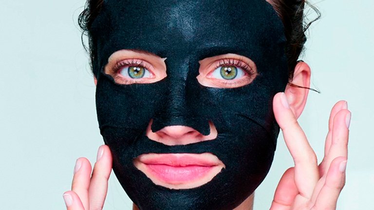 Mascarilla negra