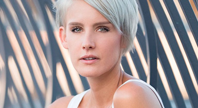 Mechas Blancas Pelo Corto