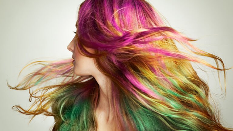 pelo multicolor