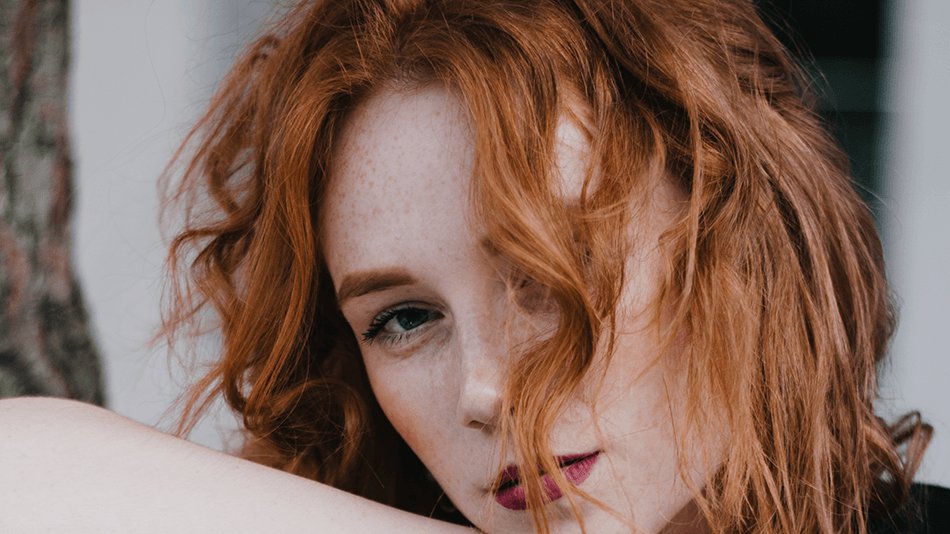 color de pelo rojo caramelo