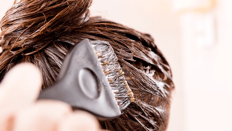 aplicación de tinte