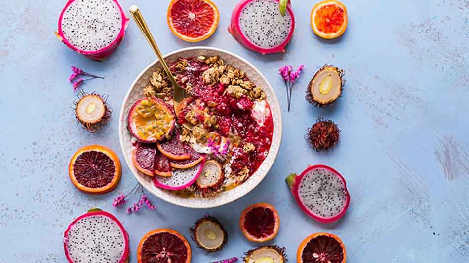 Bol de frutas y frutos secos