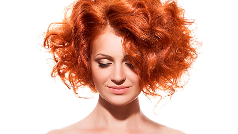 Corte Bob En Cabello Ondulado