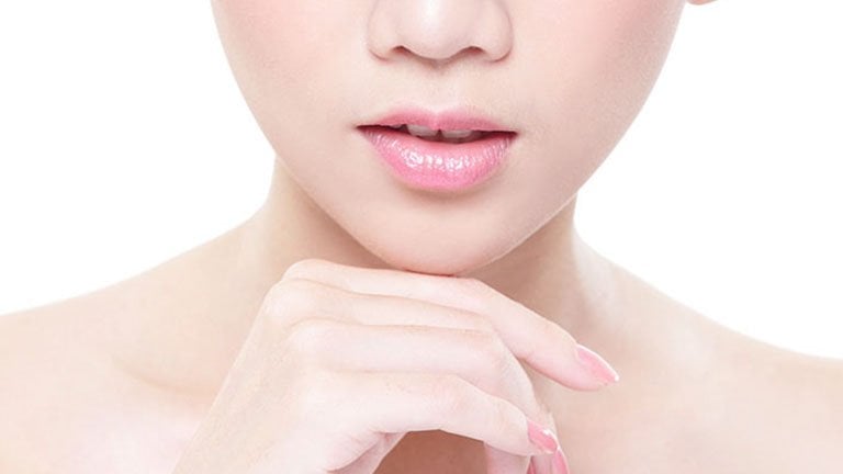 Rostro de mujer resplandeciente