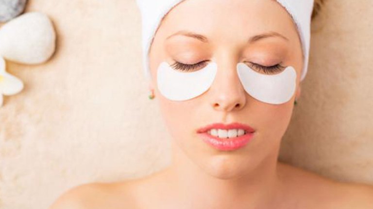 Algodón en los ojos