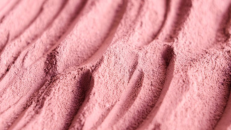 crema de arcilla rosa