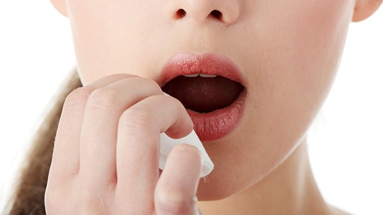 Como Quitar El Pintalabios Permanente Blog Garnier