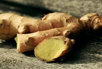 SUS PROTEÍNAS PROTEGEN MARAVILLOSAMENTE EL CABELLO