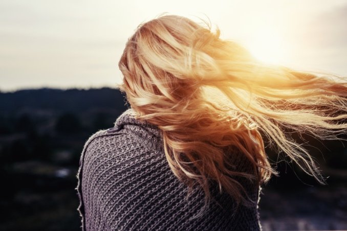 Vitamina C o cómo conseguir un cabello fuerte, revitalizado y lleno de brillo