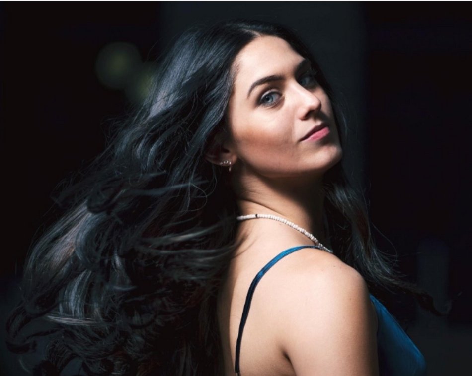 ‘Glossy black’, ¡todo al negro!